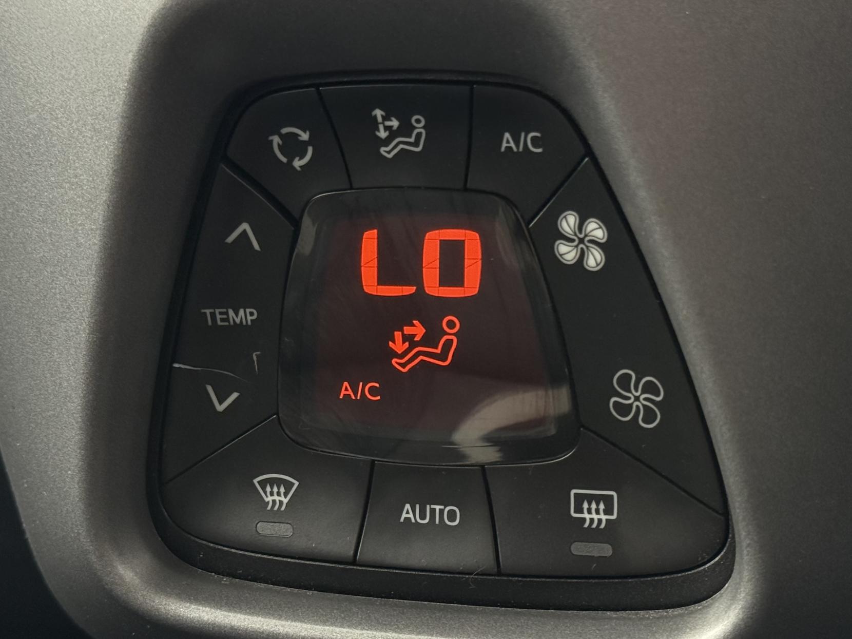Toyota AYGO 1.0 VVT-i x-trend Hatchback 5dr Petrol Manual Euro 6 (s/s) (71 ps)