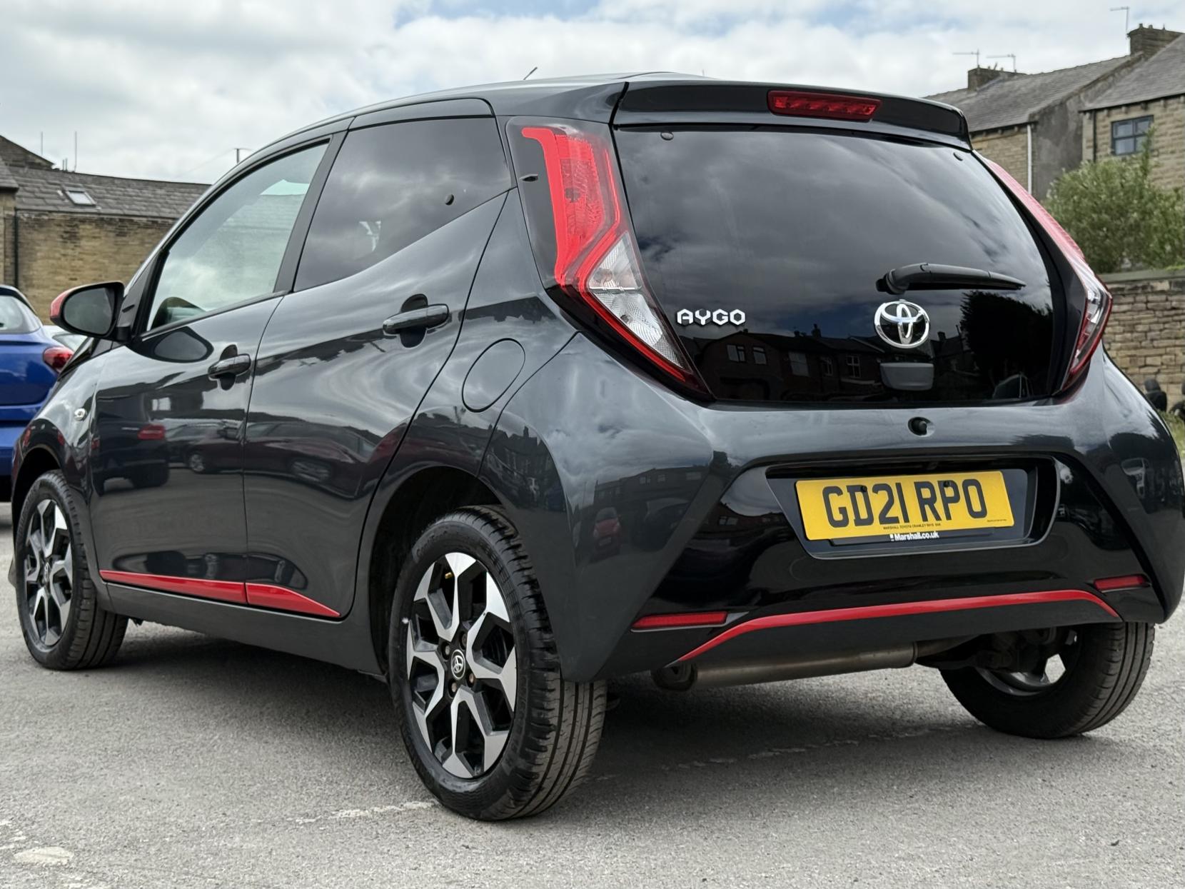 Toyota AYGO 1.0 VVT-i x-trend Hatchback 5dr Petrol Manual Euro 6 (s/s) (71 ps)