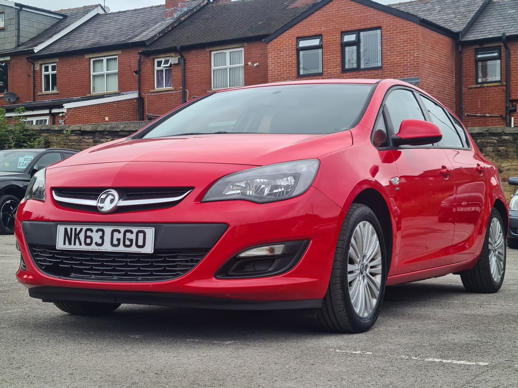 Vauxhall Astra 1.4 16v Energy Hatchback 5dr Petrol Manual Euro 5 (100 ps)