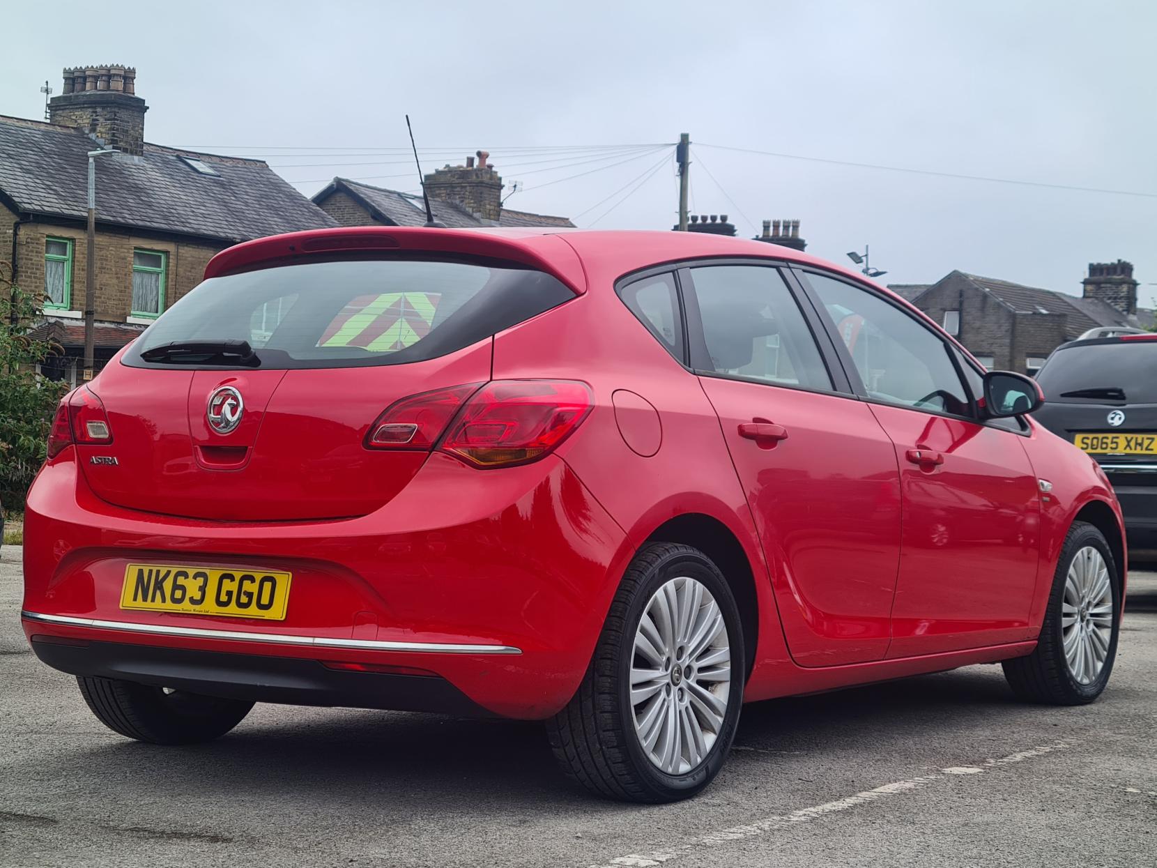 Vauxhall Astra 1.4 16v Energy Hatchback 5dr Petrol Manual Euro 5 (100 ps)