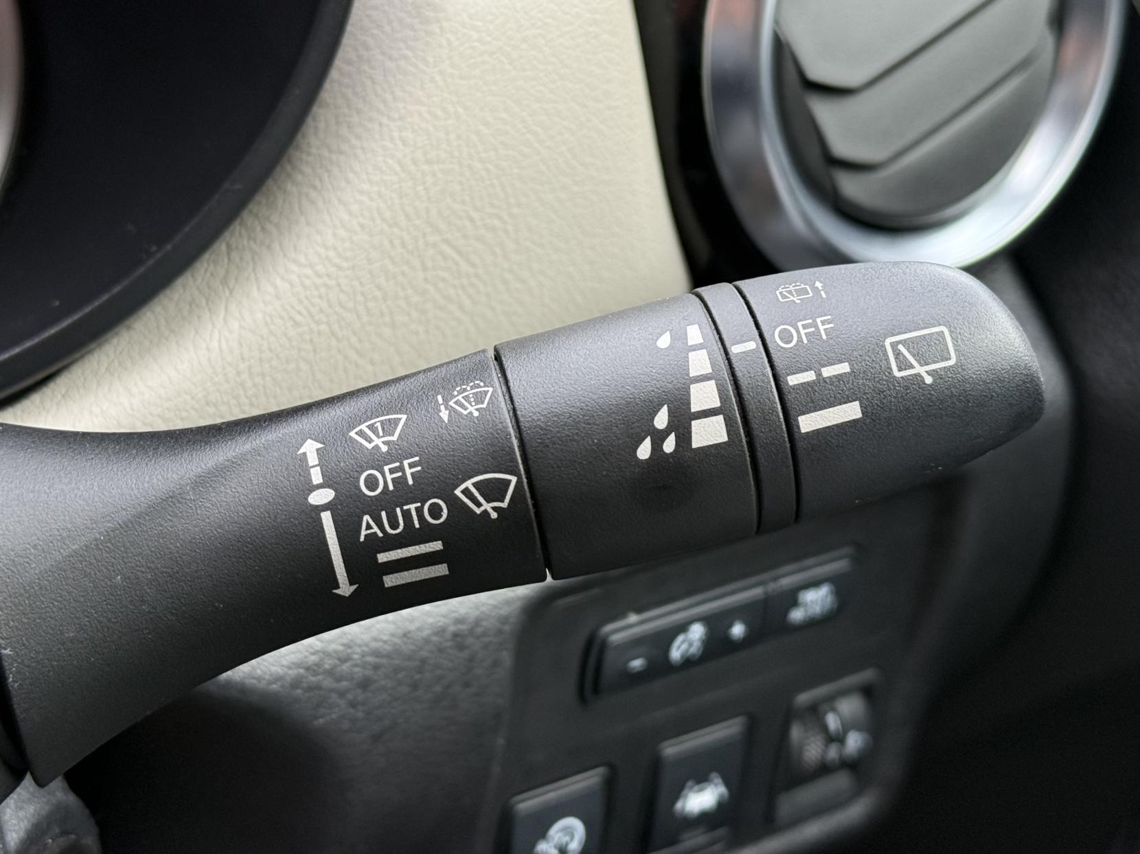 Nissan Micra 1.0 IG-T n-tec Hatchback 5dr Petrol Manual Euro 6 (s/s) (100 ps)