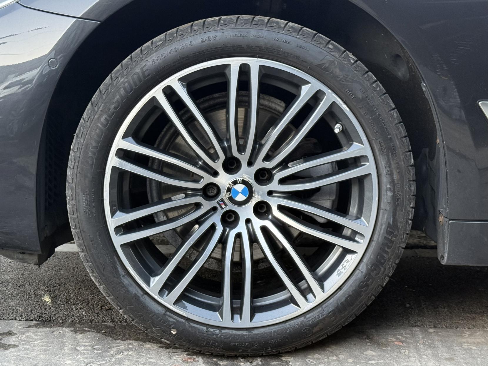 BMW 5 Series 2.0 520d M Sport Touring 5dr Diesel Auto xDrive Euro 6 (s/s) (190 ps)