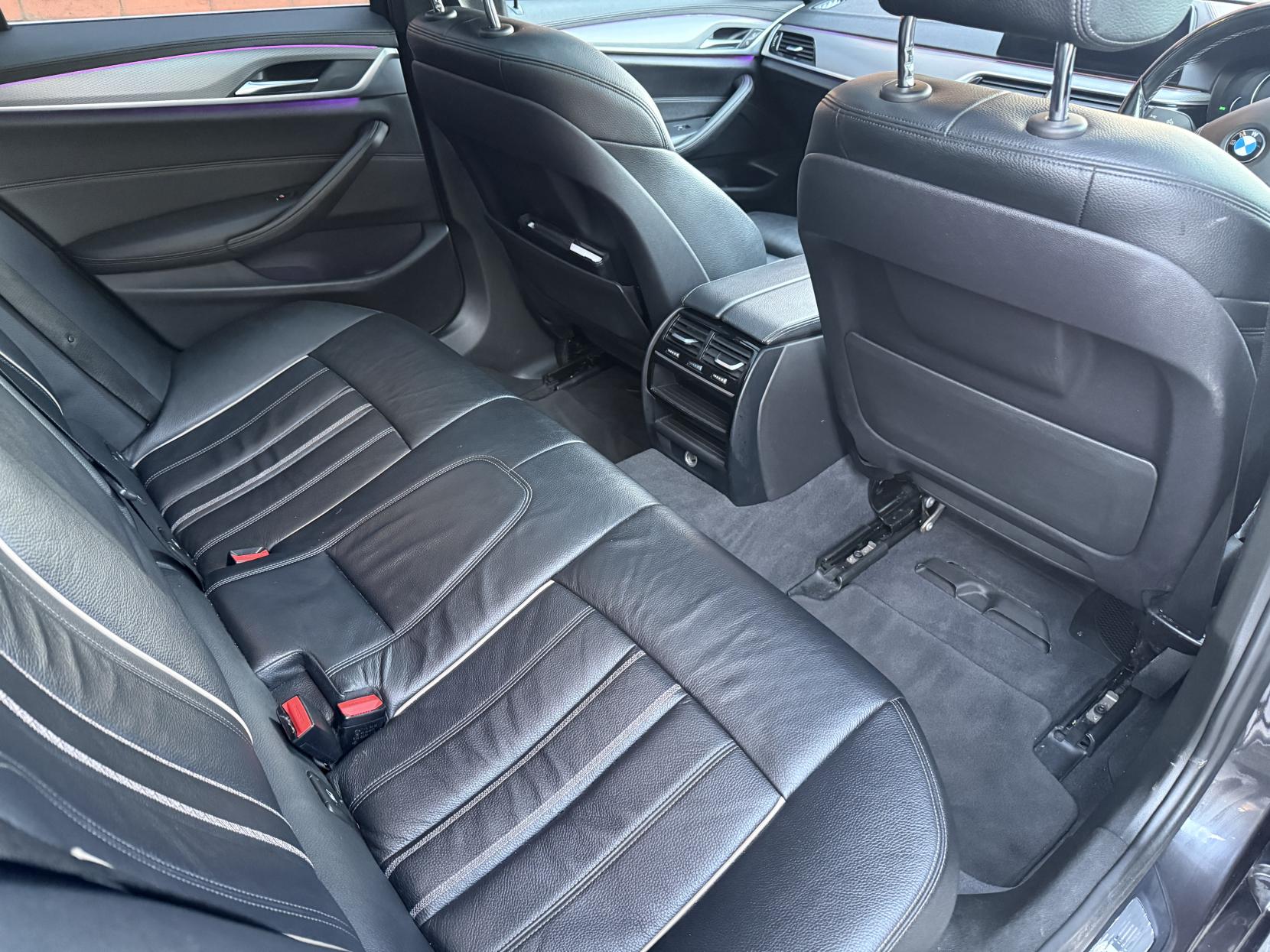 BMW 5 Series 2.0 520d M Sport Touring 5dr Diesel Auto xDrive Euro 6 (s/s) (190 ps)