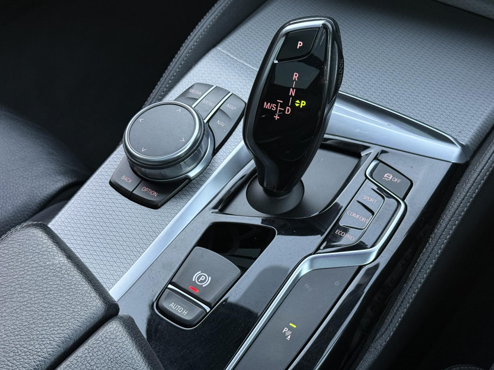 BMW 5 Series 2.0 520d M Sport Touring 5dr Diesel Auto xDrive Euro 6 (s/s) (190 ps)