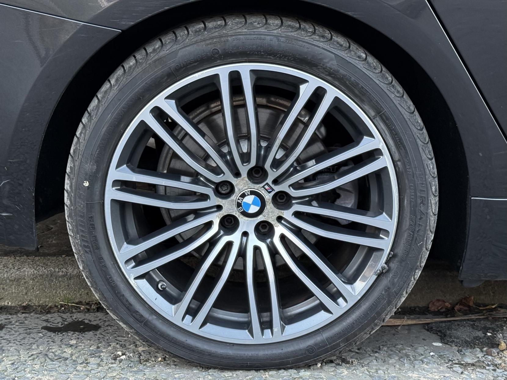 BMW 5 Series 2.0 520d M Sport Touring 5dr Diesel Auto xDrive Euro 6 (s/s) (190 ps)