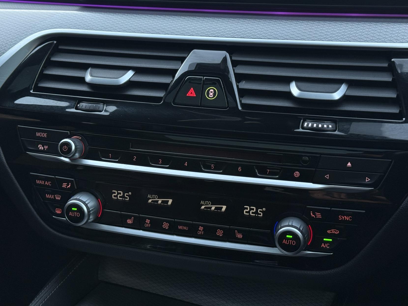 BMW 5 Series 2.0 520d M Sport Touring 5dr Diesel Auto xDrive Euro 6 (s/s) (190 ps)