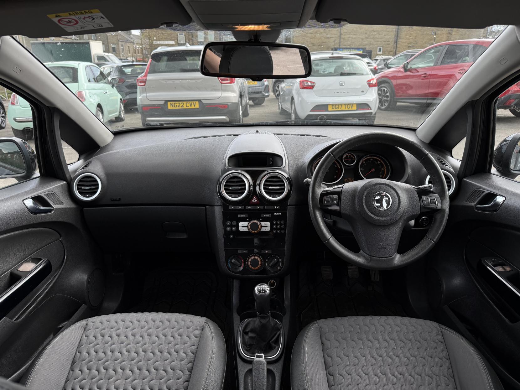 Vauxhall Corsa 1.2 16V SE Hatchback 5dr Petrol Manual Euro 5 (85 ps)