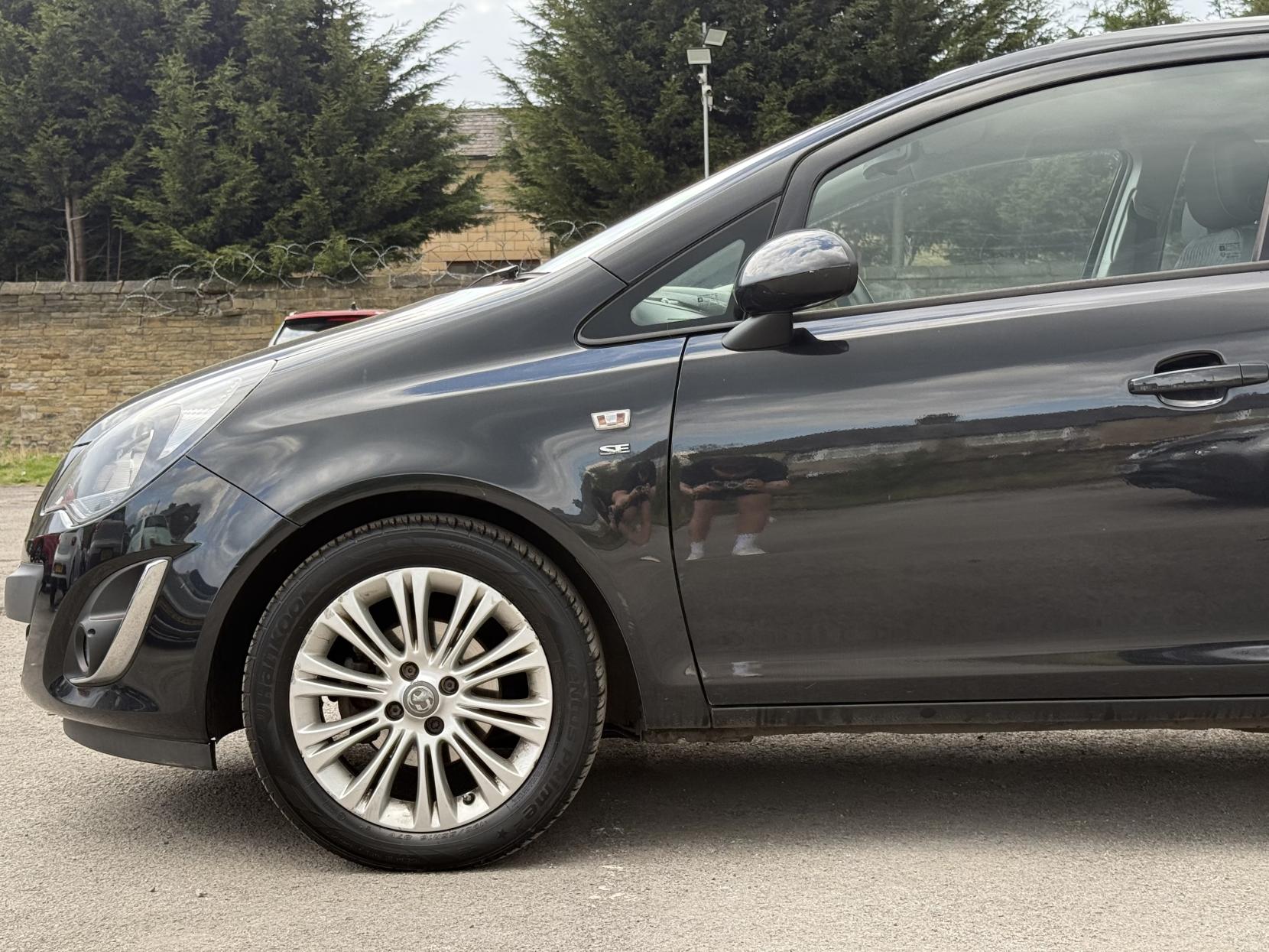 Vauxhall Corsa 1.2 16V SE Hatchback 5dr Petrol Manual Euro 5 (85 ps)