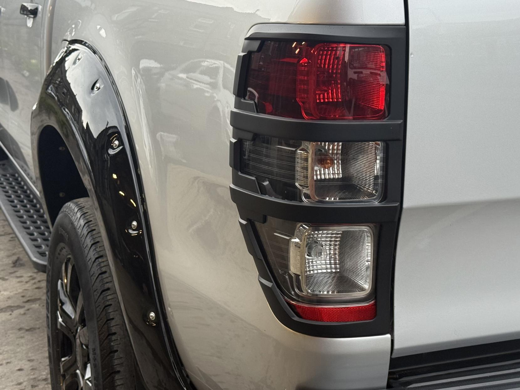 Ford Ranger 3.2 TDCi Wildtrak Pickup Double Cab 4dr Diesel Auto 4WD Euro 6 (s/s) (200 ps)