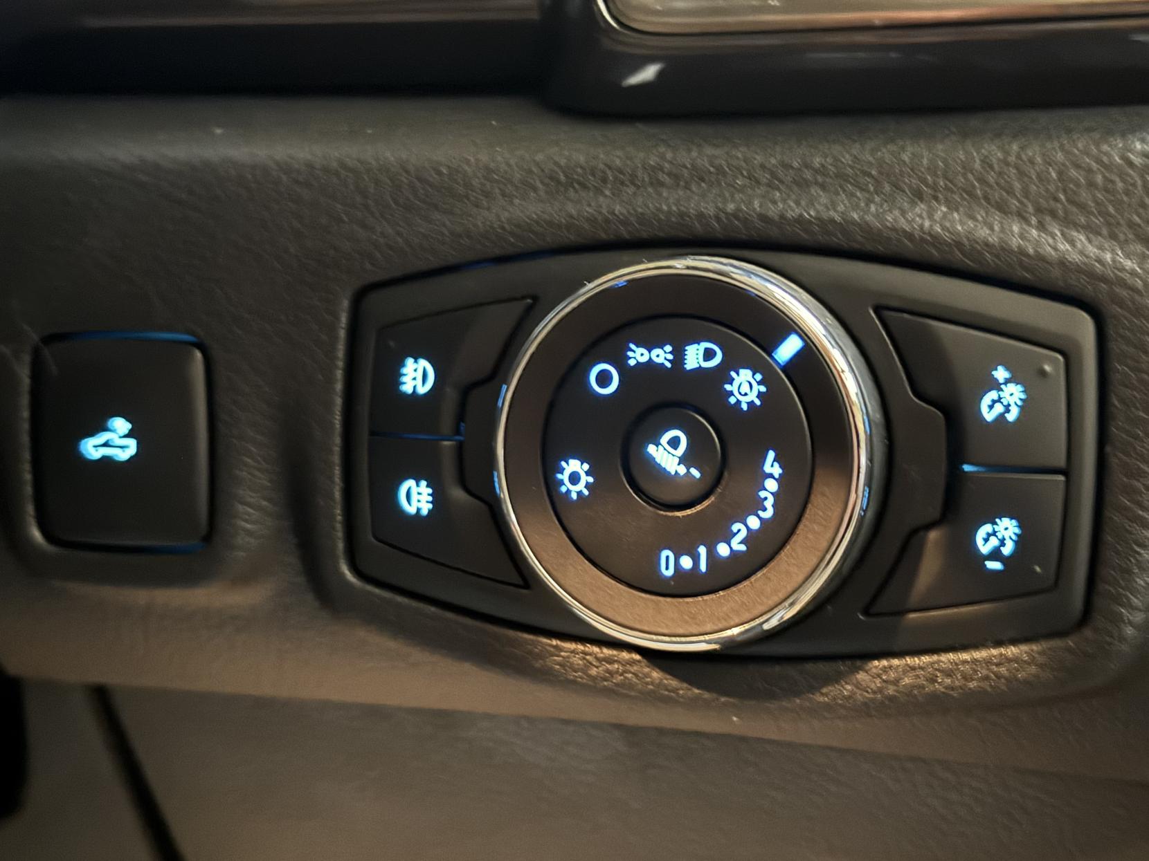 Ford Ranger 3.2 TDCi Wildtrak Pickup Double Cab 4dr Diesel Auto 4WD Euro 6 (s/s) (200 ps)