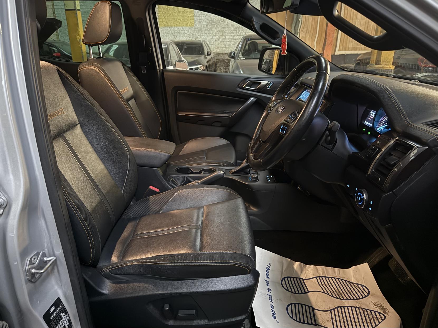 Ford Ranger 3.2 TDCi Wildtrak Pickup Double Cab 4dr Diesel Auto 4WD Euro 6 (s/s) (200 ps)