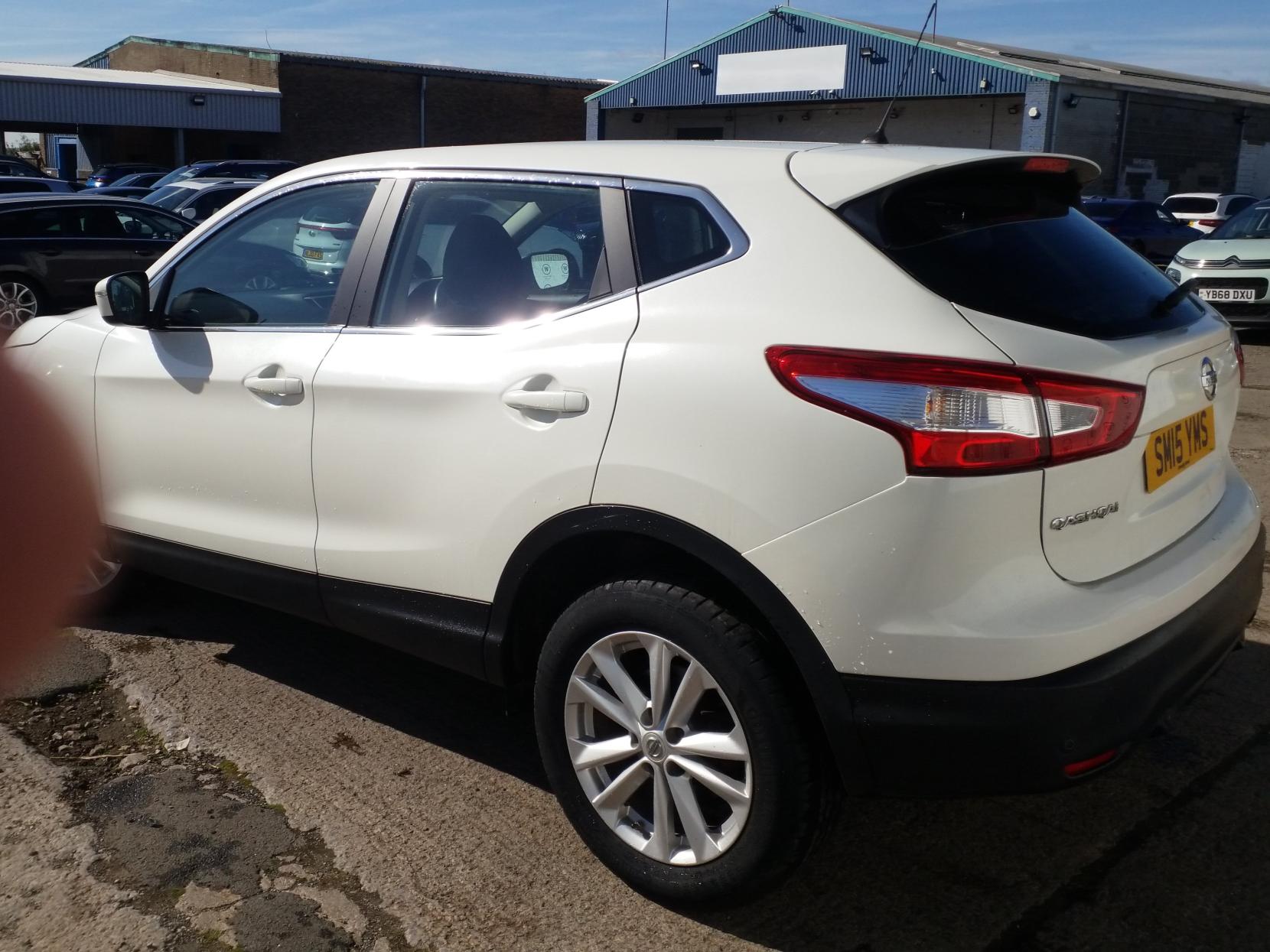 Nissan Qashqai 1.2 DIG-T Acenta SUV 5dr Petrol XTRON 2WD Euro 6 (s/s) (115 ps)