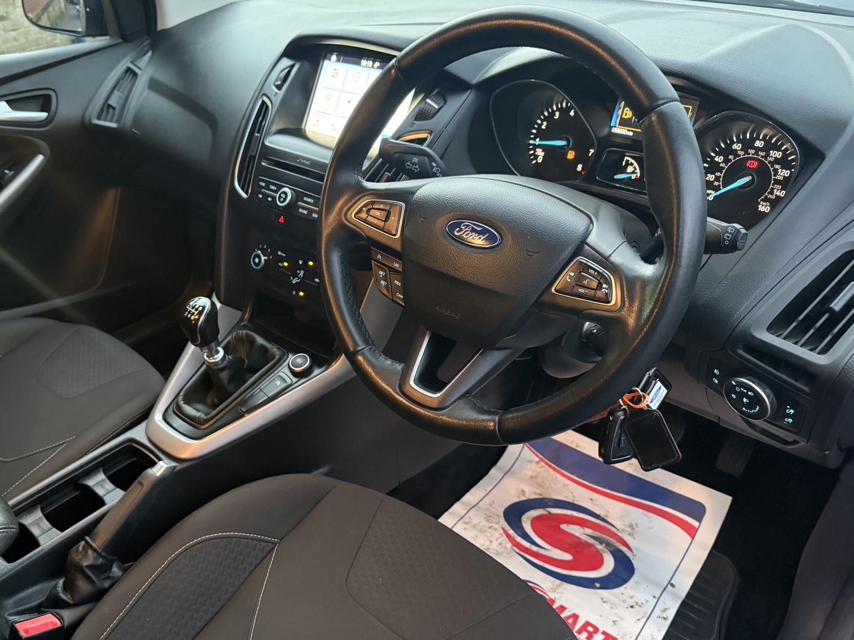 Ford Focus 1.0T EcoBoost Zetec Edition Hatchback 5dr Petrol Manual Euro 6 (s/s) (125 ps)