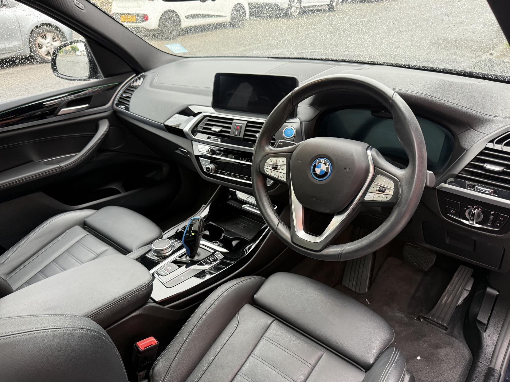 BMW iX3 80kWh Premier Edition SUV 5dr Electric Auto (286 ps)