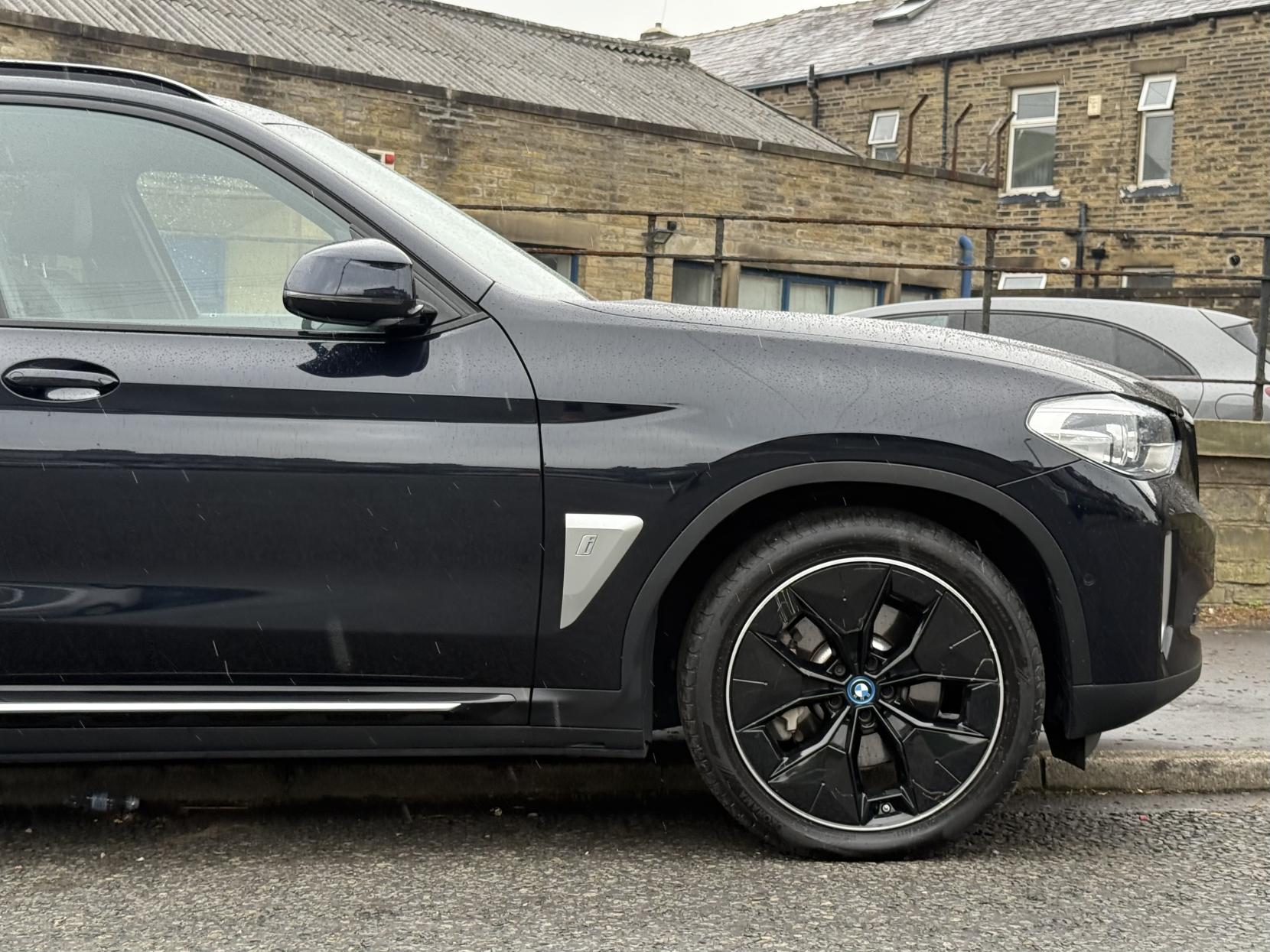 BMW iX3 80kWh Premier Edition SUV 5dr Electric Auto (286 ps)