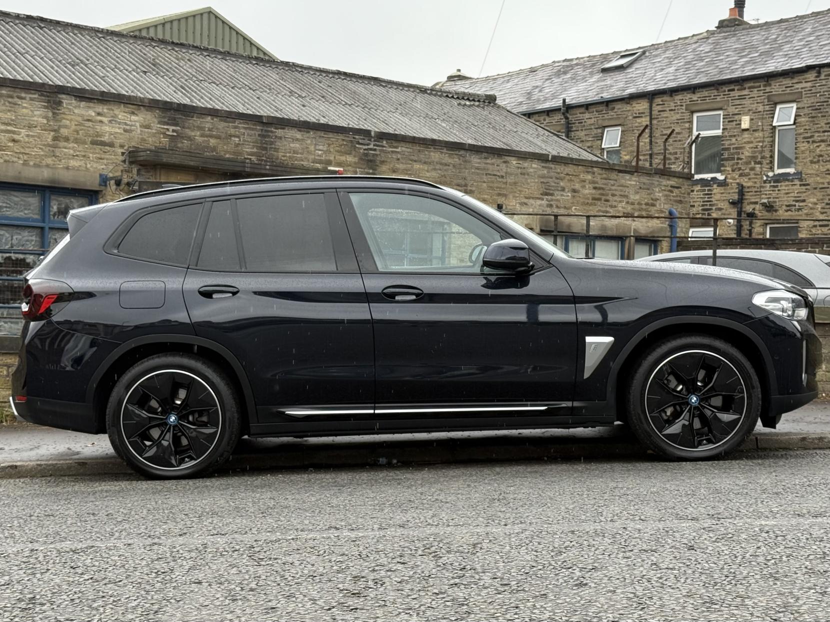 BMW iX3 80kWh Premier Edition SUV 5dr Electric Auto (286 ps)