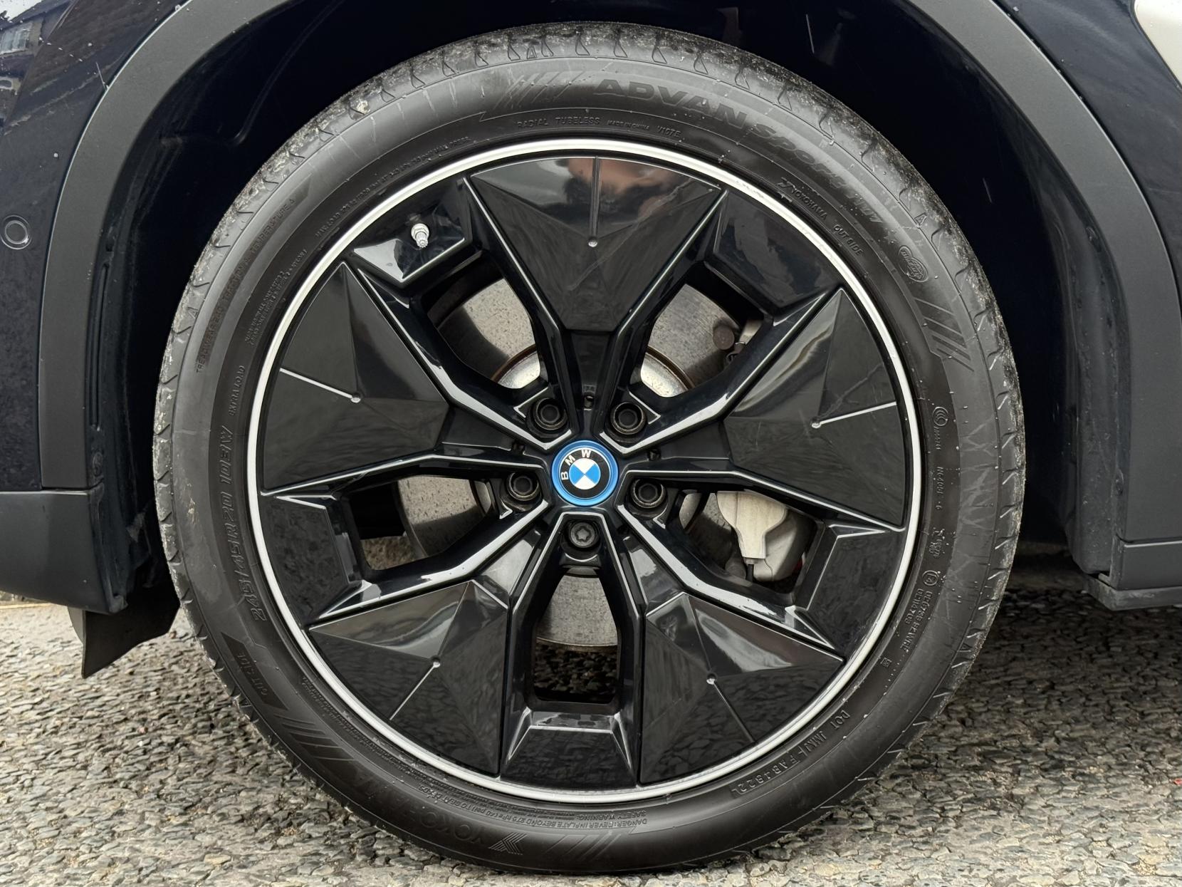 BMW iX3 80kWh Premier Edition SUV 5dr Electric Auto (286 ps)