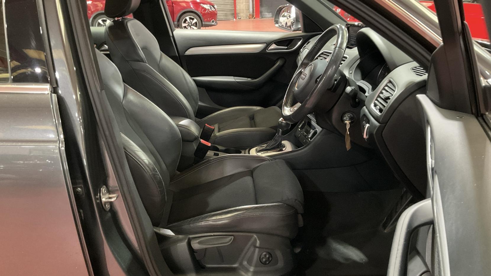 Audi Q3 2.0 TDI S line Edition SUV 5dr Diesel S Tronic quattro Euro 6 (s/s) (184 ps)