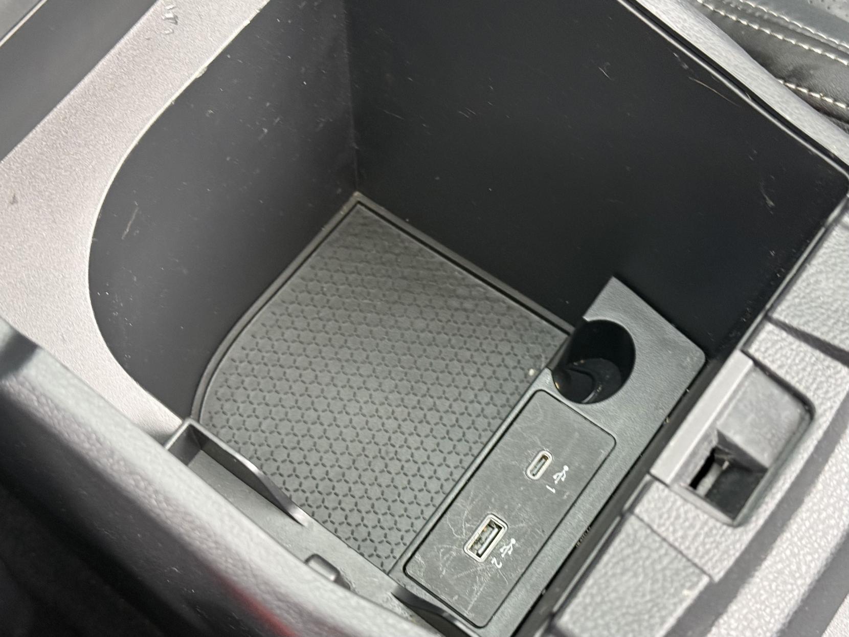 Nissan Qashqai 1.3 DIG-T MHEV Tekna+ SUV 5dr Petrol Hybrid XTRON Euro 6 (s/s) (158 ps)