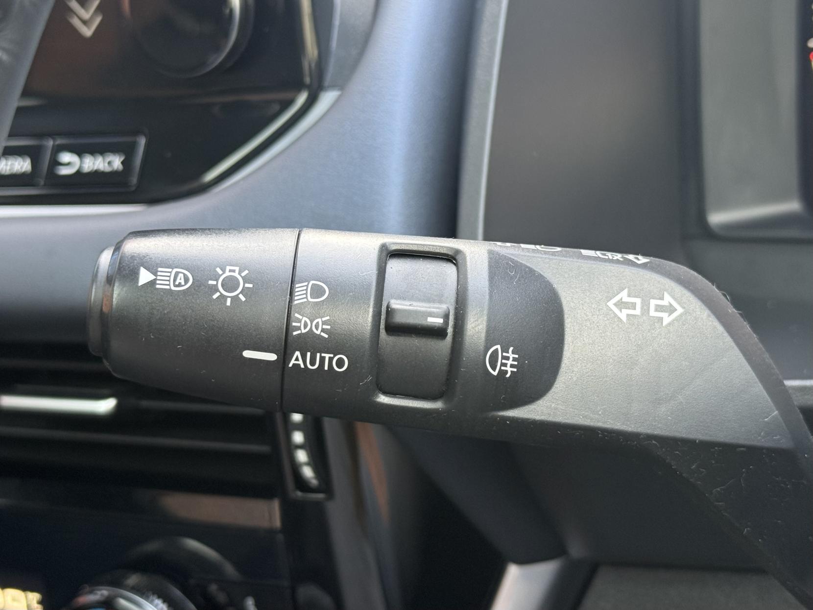 Nissan Qashqai 1.3 DIG-T MHEV Tekna+ SUV 5dr Petrol Hybrid XTRON Euro 6 (s/s) (158 ps)