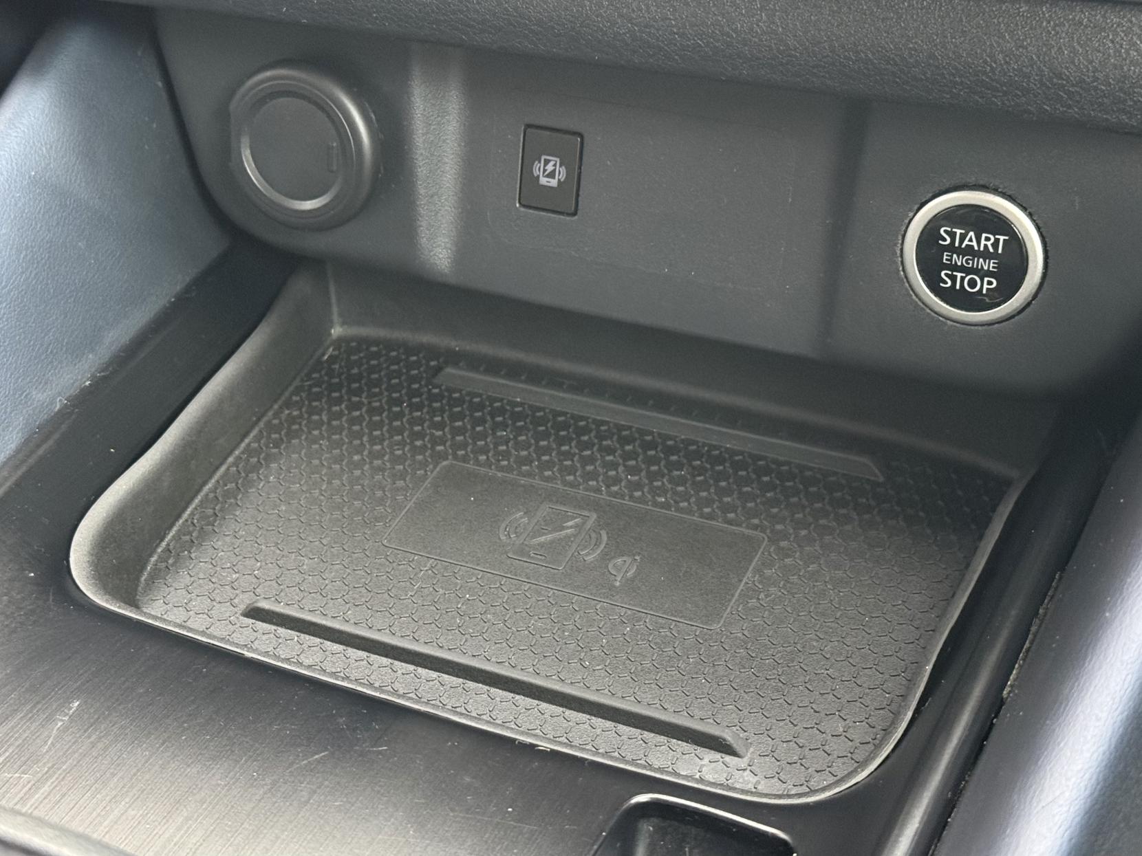 Nissan Qashqai 1.3 DIG-T MHEV Tekna+ SUV 5dr Petrol Hybrid XTRON Euro 6 (s/s) (158 ps)