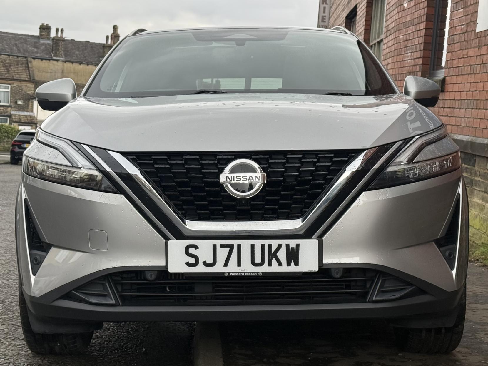 Nissan Qashqai 1.3 DIG-T MHEV Tekna+ SUV 5dr Petrol Hybrid XTRON Euro 6 (s/s) (158 ps)