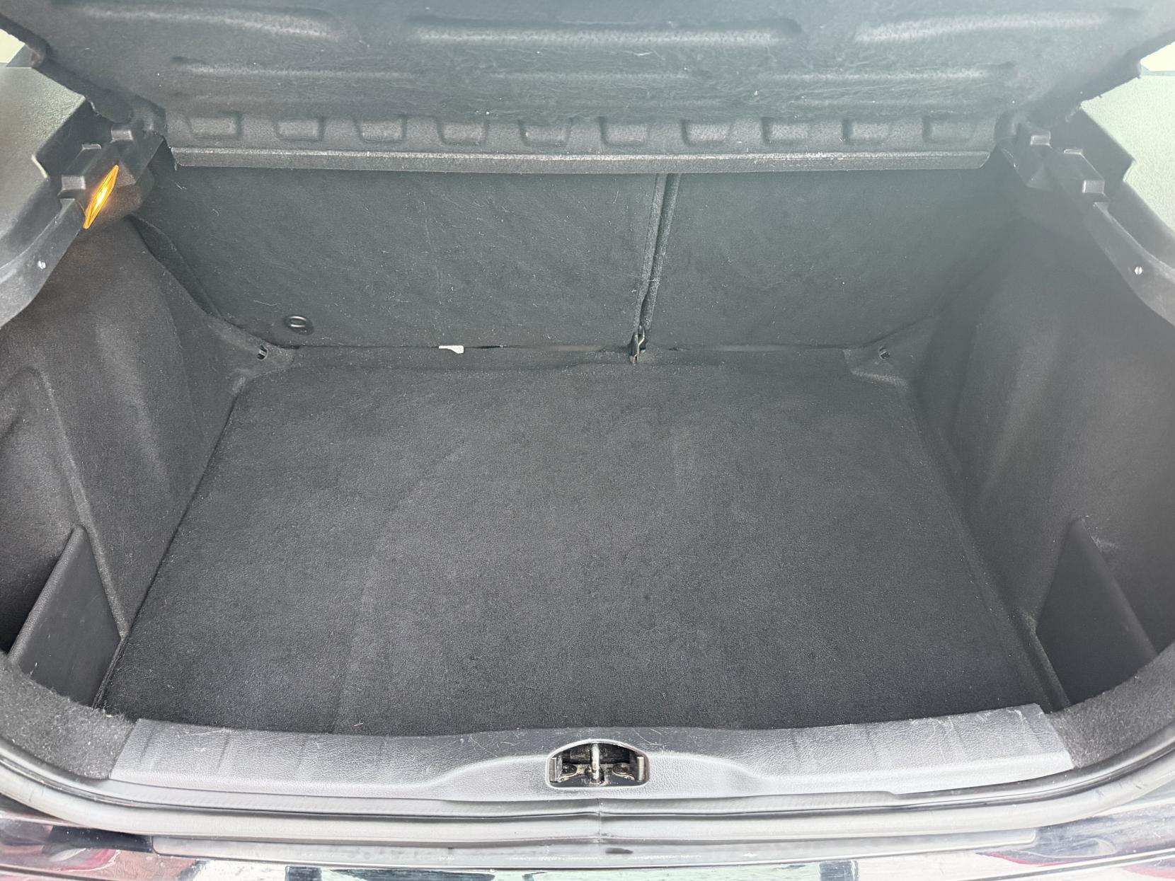 Citroen C4 1.6i 16V VTR+ Hatchback 5dr Petrol Manual (169 g/km, 110 bhp)