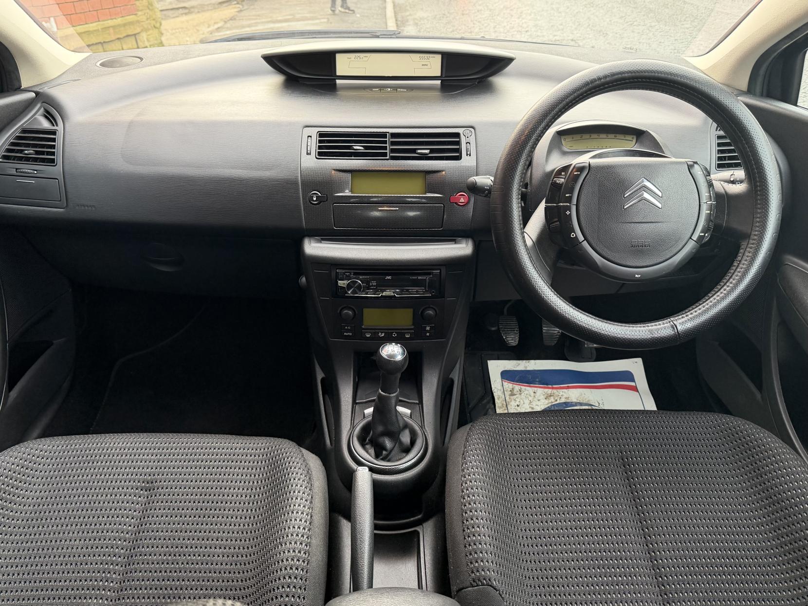 Citroen C4 1.6i 16V VTR+ Hatchback 5dr Petrol Manual (169 g/km, 110 bhp)