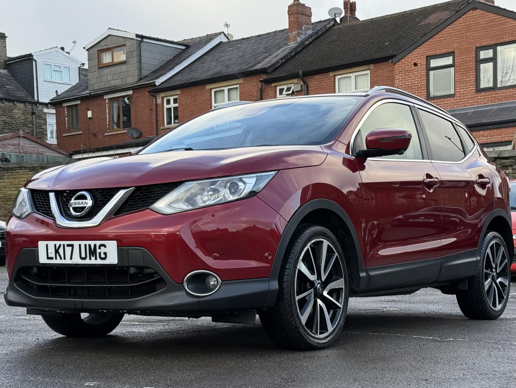 Nissan Qashqai 1.2 DIG-T Tekna SUV 5dr Petrol Manual 2WD Euro 6 (s/s) (115 ps)