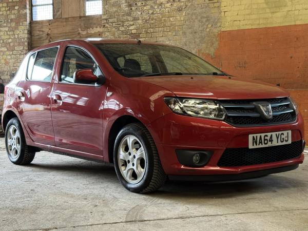 Dacia Sandero 0.9 TCe Laureate Hatchback 5dr Petrol Manual Euro 5 (90 ps)
