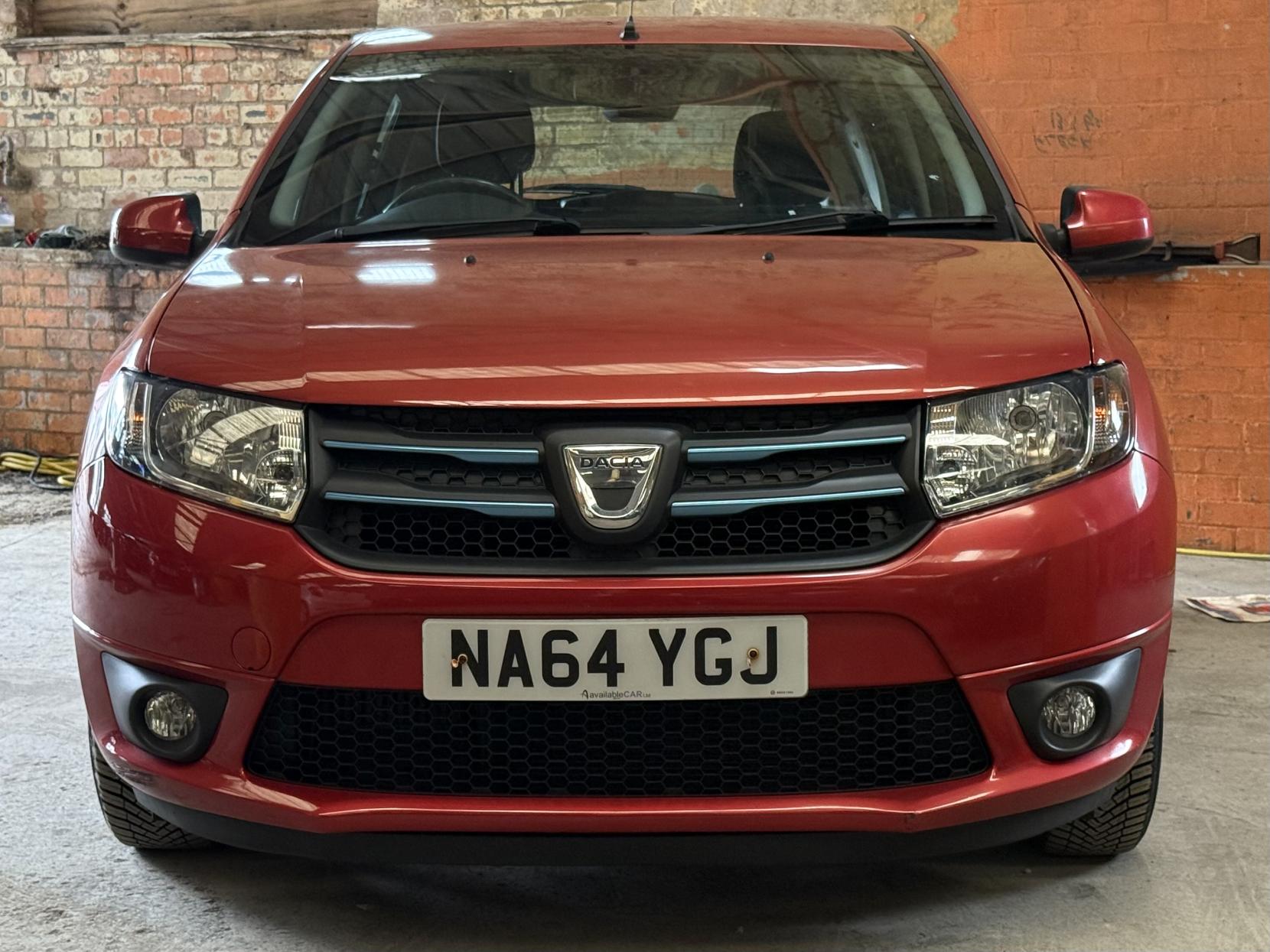 Dacia Sandero 0.9 TCe Laureate Hatchback 5dr Petrol Manual Euro 5 (90 ps)