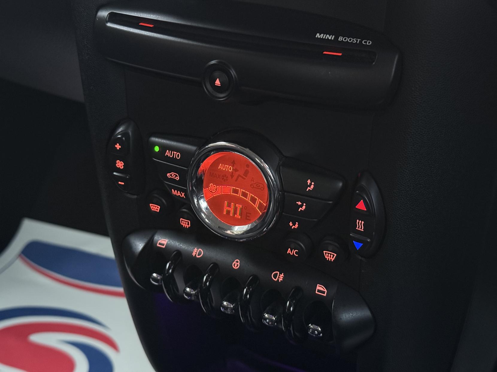 MINI Clubman 1.6 Cooper D Estate 5dr Diesel Manual Euro 5 (s/s) (112 ps)