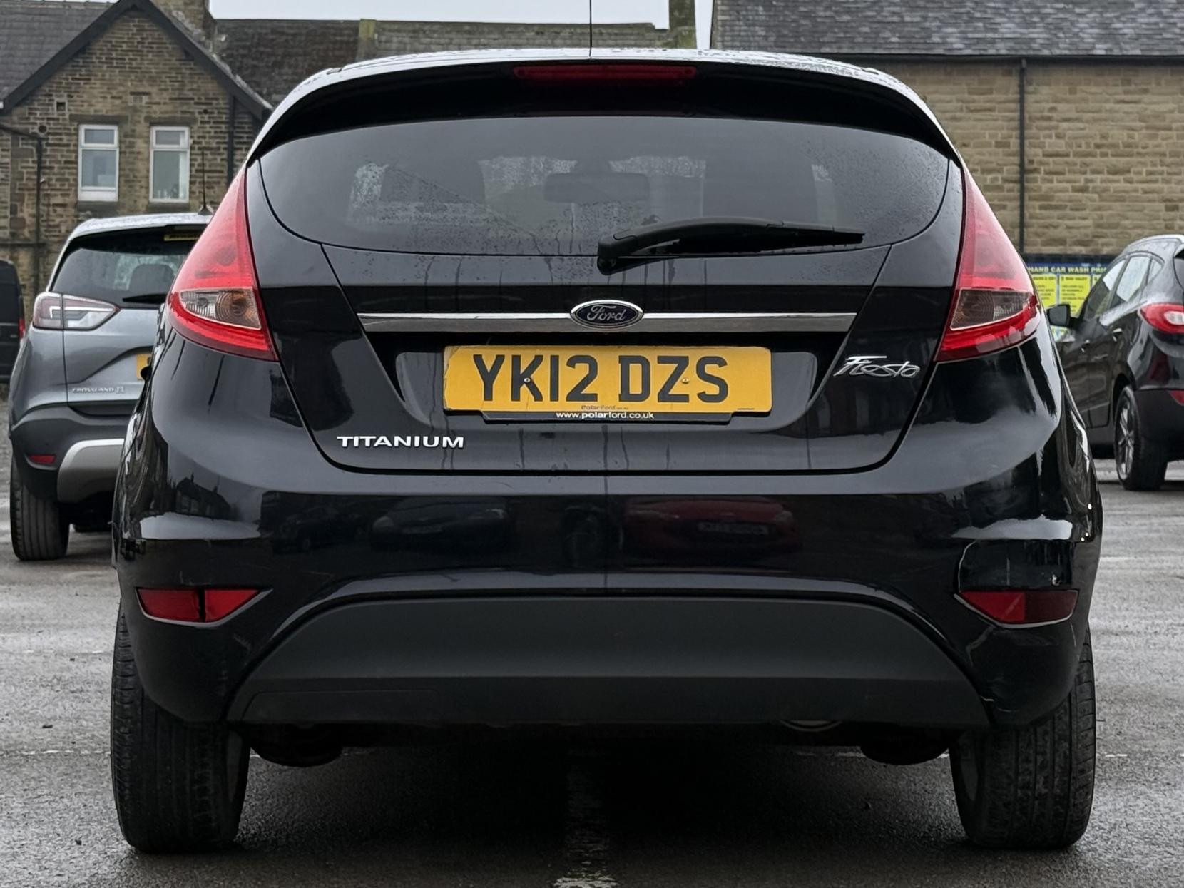 Ford Fiesta 1.4 Titanium Hatchback 5dr Petrol Manual (130 g/km, 94 bhp)