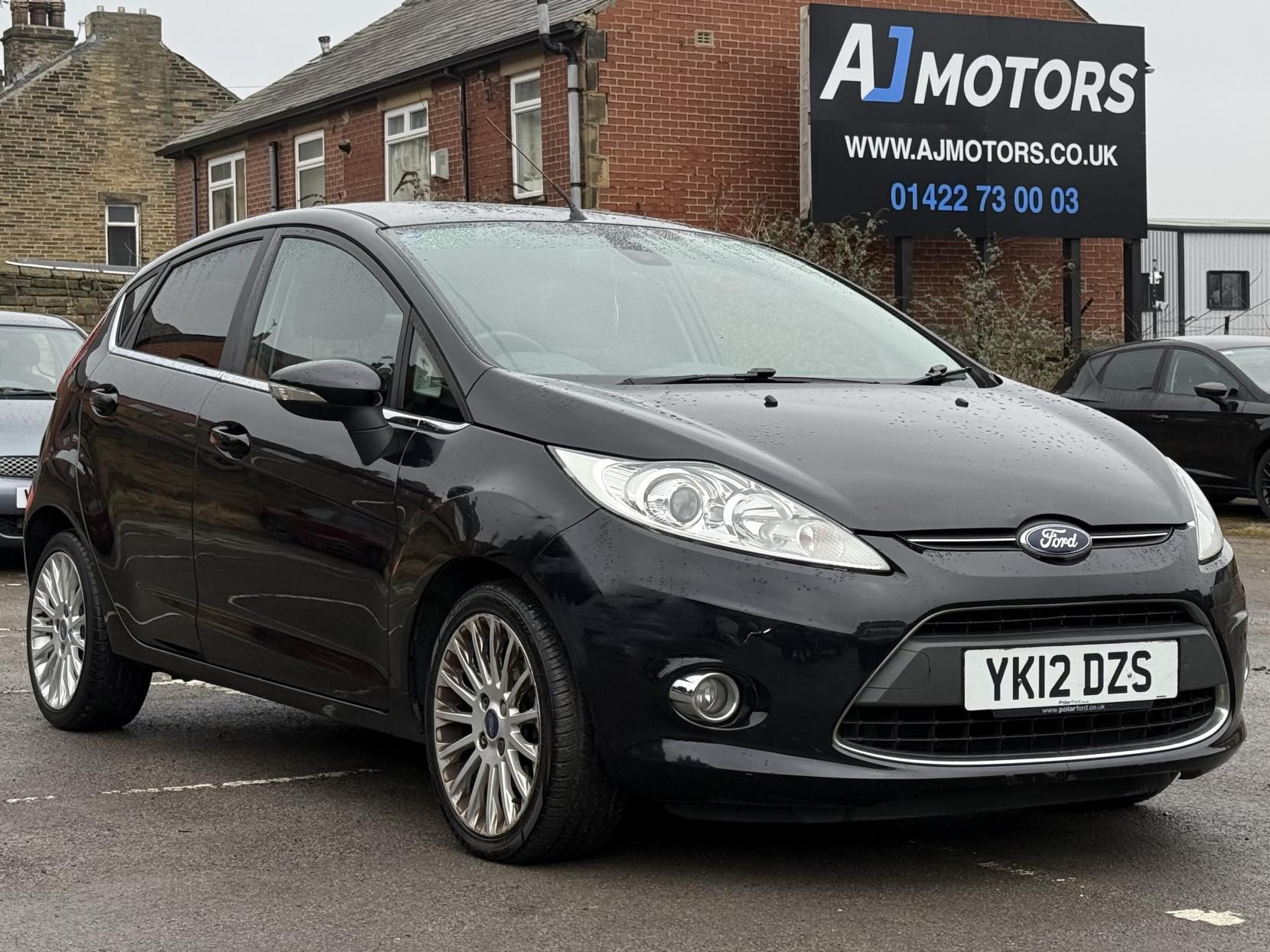 Ford Fiesta 1.4 Titanium Hatchback 5dr Petrol Manual (130 g/km, 94 bhp)