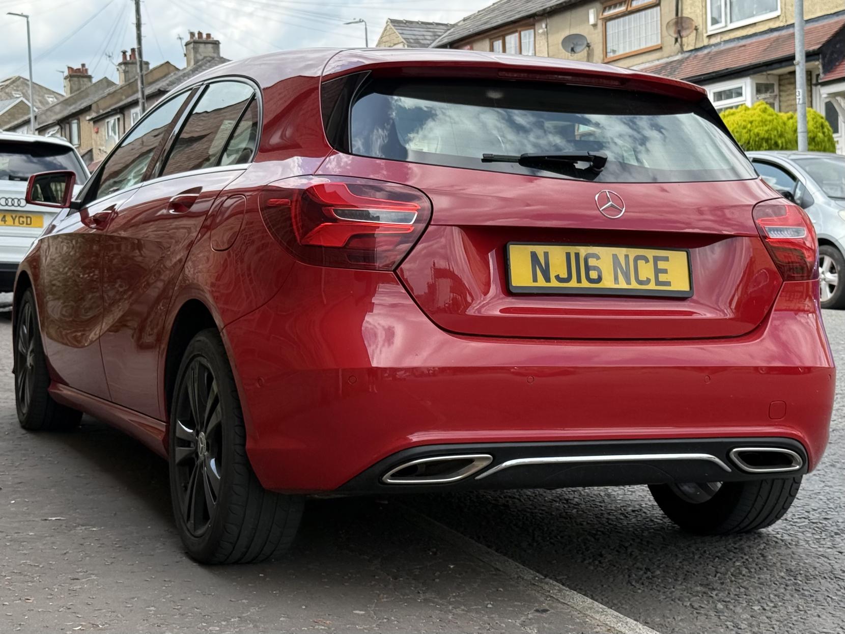 Mercedes-Benz A Class 1.5 A180d Sport (Premium) Hatchback 5dr Diesel Manual Euro 6 (s/s) (109 ps)