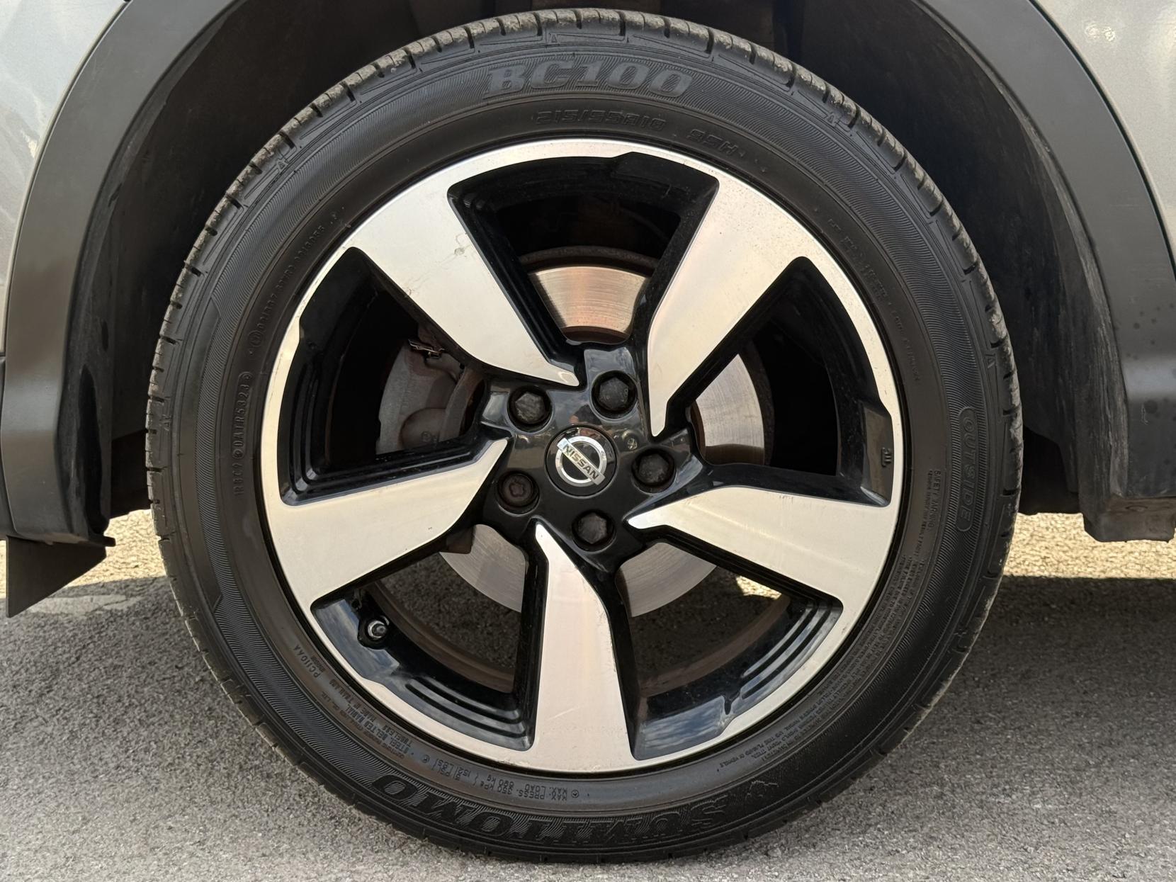 Nissan Qashqai 1.2 DIG-T N-Connecta SUV 5dr Petrol Manual 2WD Euro 6 (s/s) (115 ps)