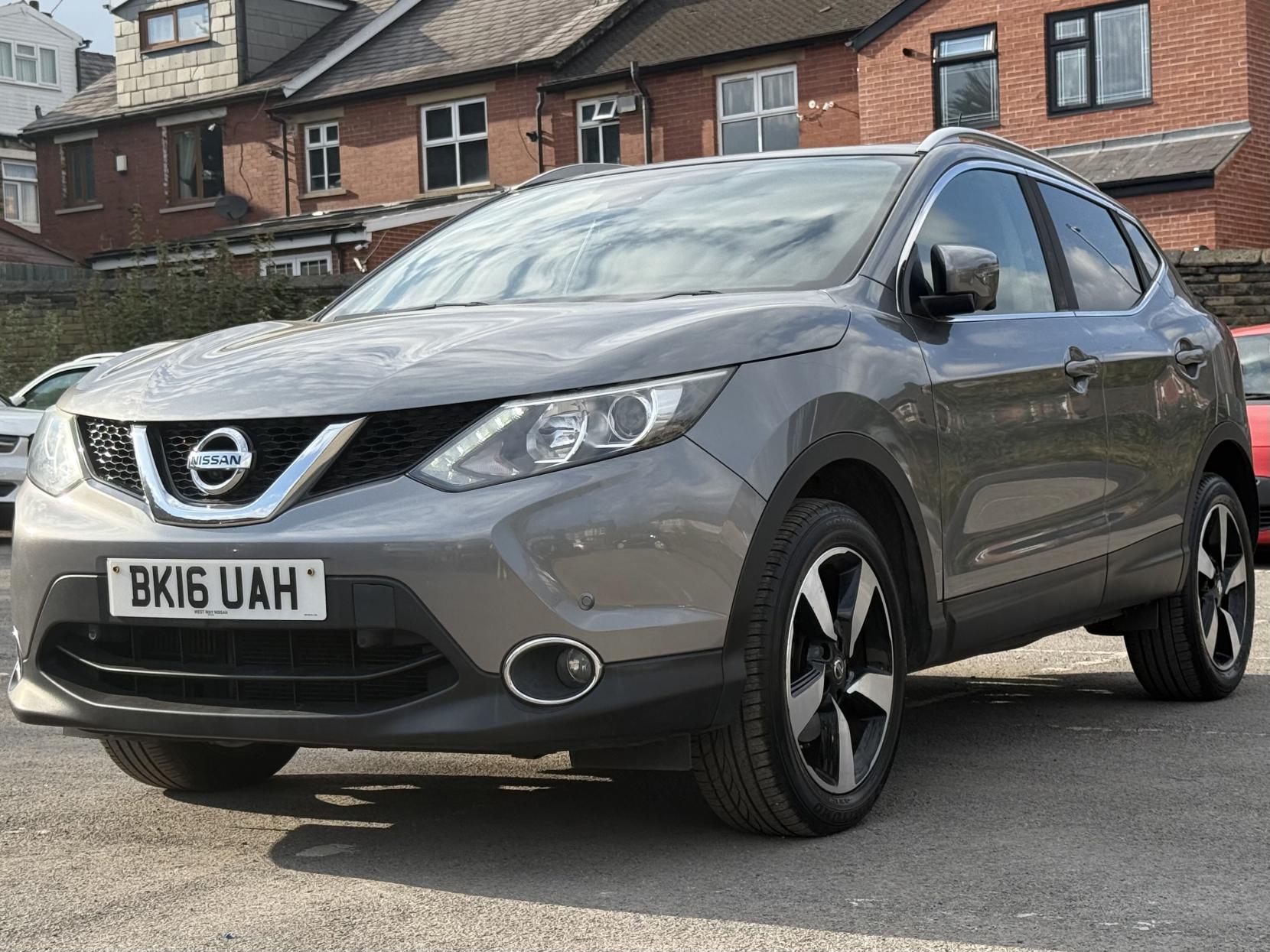 Nissan Qashqai 1.2 DIG-T N-Connecta SUV 5dr Petrol Manual 2WD Euro 6 (s/s) (115 ps)