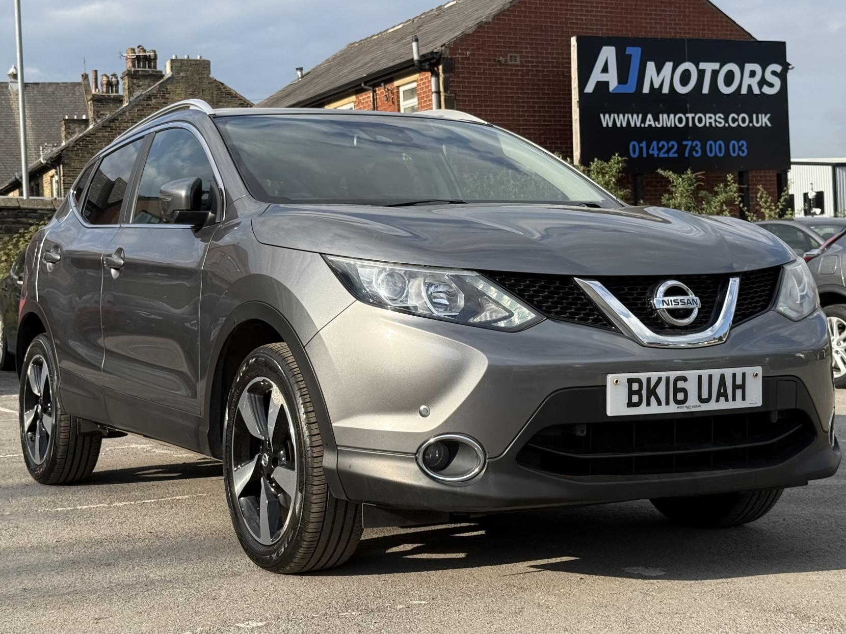 Nissan Qashqai 1.2 DIG-T N-Connecta SUV 5dr Petrol Manual 2WD Euro 6 (s/s) (115 ps)