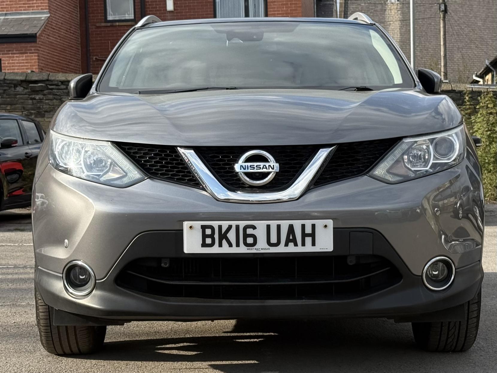 Nissan Qashqai 1.2 DIG-T N-Connecta SUV 5dr Petrol Manual 2WD Euro 6 (s/s) (115 ps)