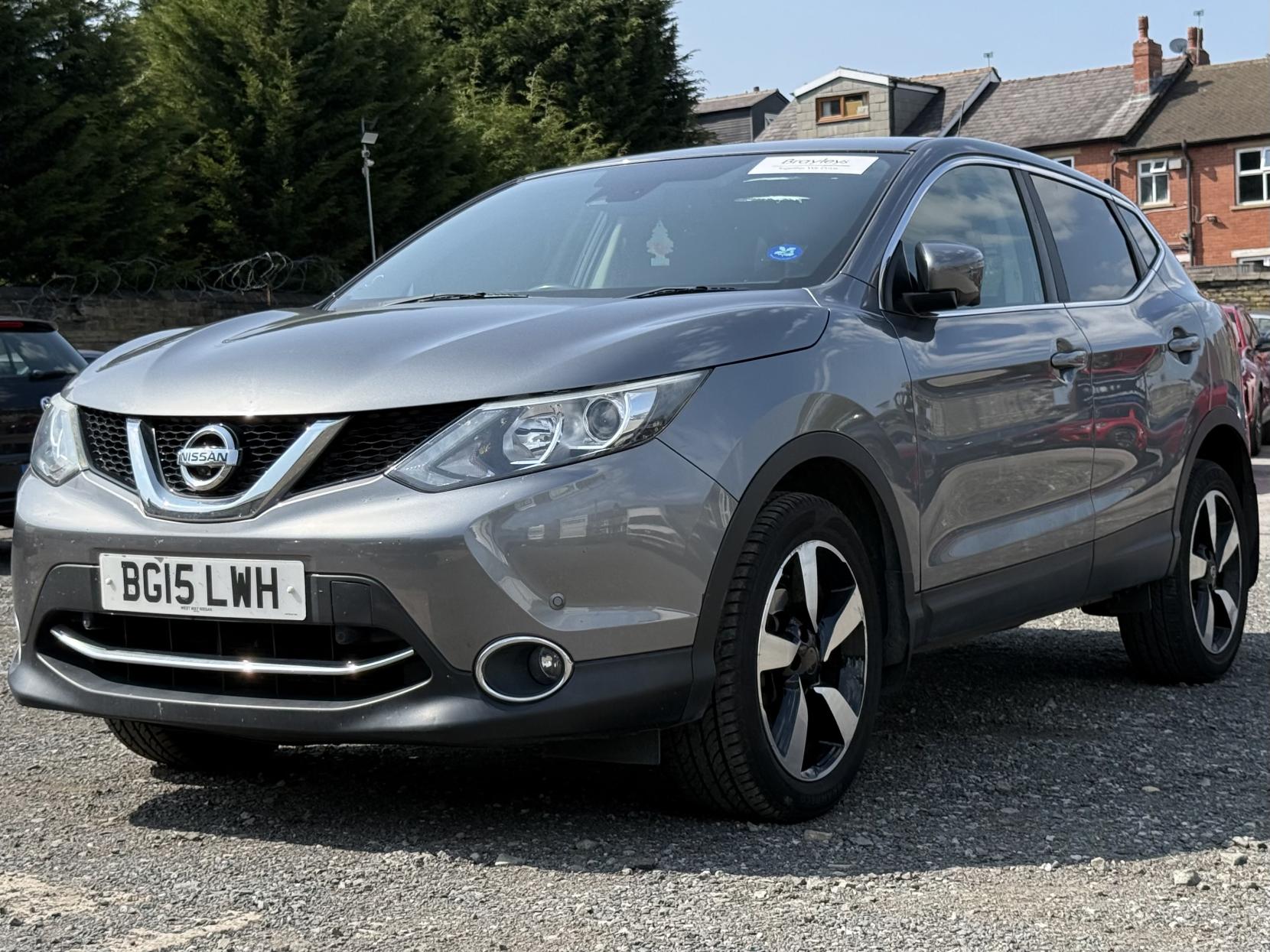 Nissan Qashqai 1.2 DIG-T n-tec SUV 5dr Petrol Manual 2WD Euro 5 (s/s) (115 ps)