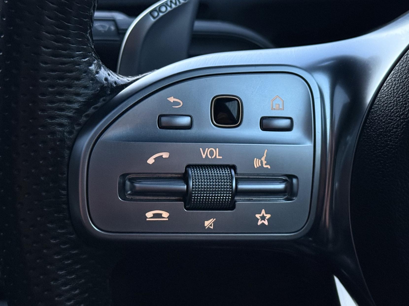 Mercedes-Benz A Class 2.0 A35 AMG (Premium Plus) Hatchback 5dr Petrol SpdS DCT 4MATIC Euro 6 (s/s) (306 ps)