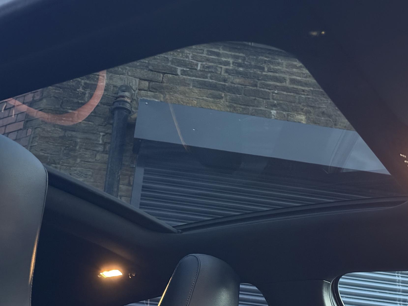 Mercedes-Benz A Class 2.0 A35 AMG (Premium Plus) Hatchback 5dr Petrol SpdS DCT 4MATIC Euro 6 (s/s) (306 ps)