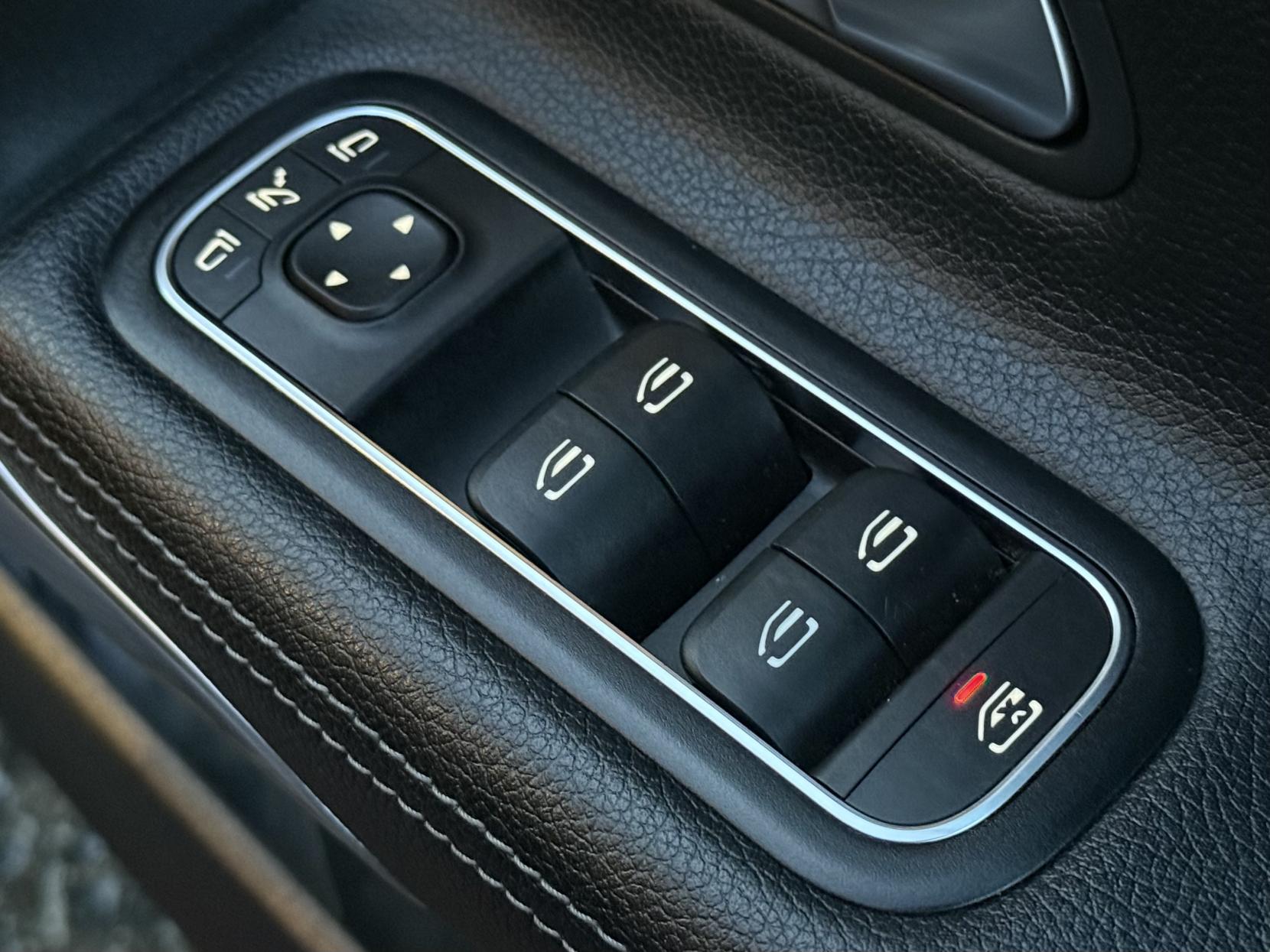 Mercedes-Benz A Class 2.0 A35 AMG (Premium Plus) Hatchback 5dr Petrol SpdS DCT 4MATIC Euro 6 (s/s) (306 ps)