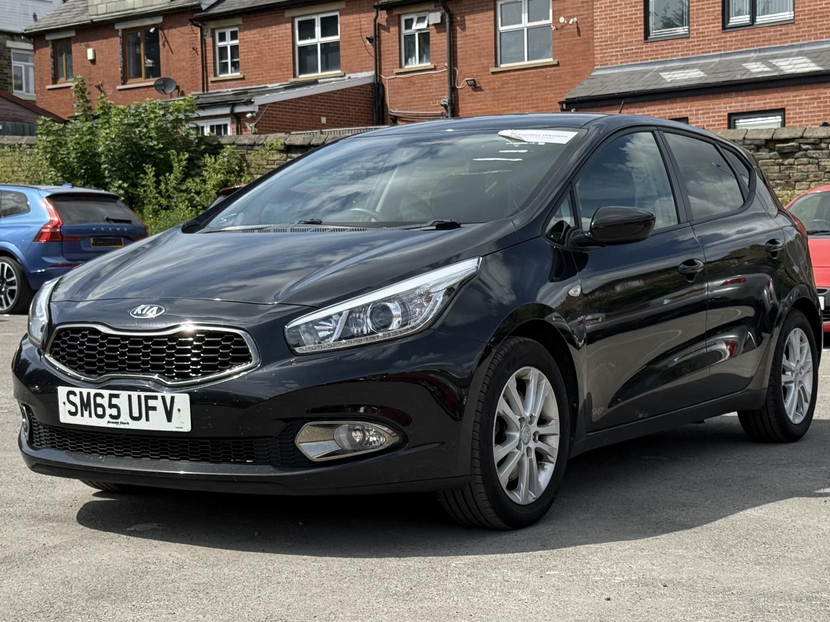 Kia Ceed 1.4 SR7 Hatchback 5dr Petrol Manual Euro 5 (98 bhp)