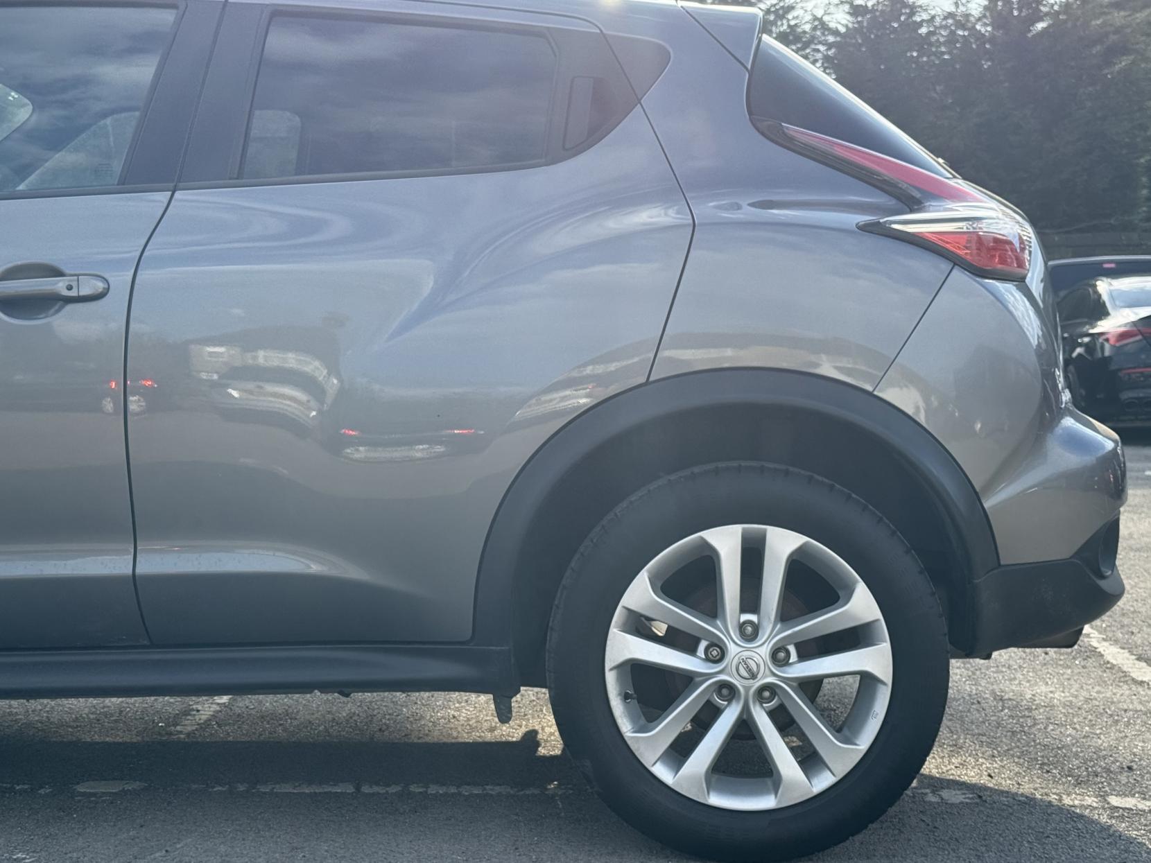 Nissan Juke 1.2 DIG-T N-Connecta SUV 5dr Petrol Manual Euro 6 (s/s) (115 ps)