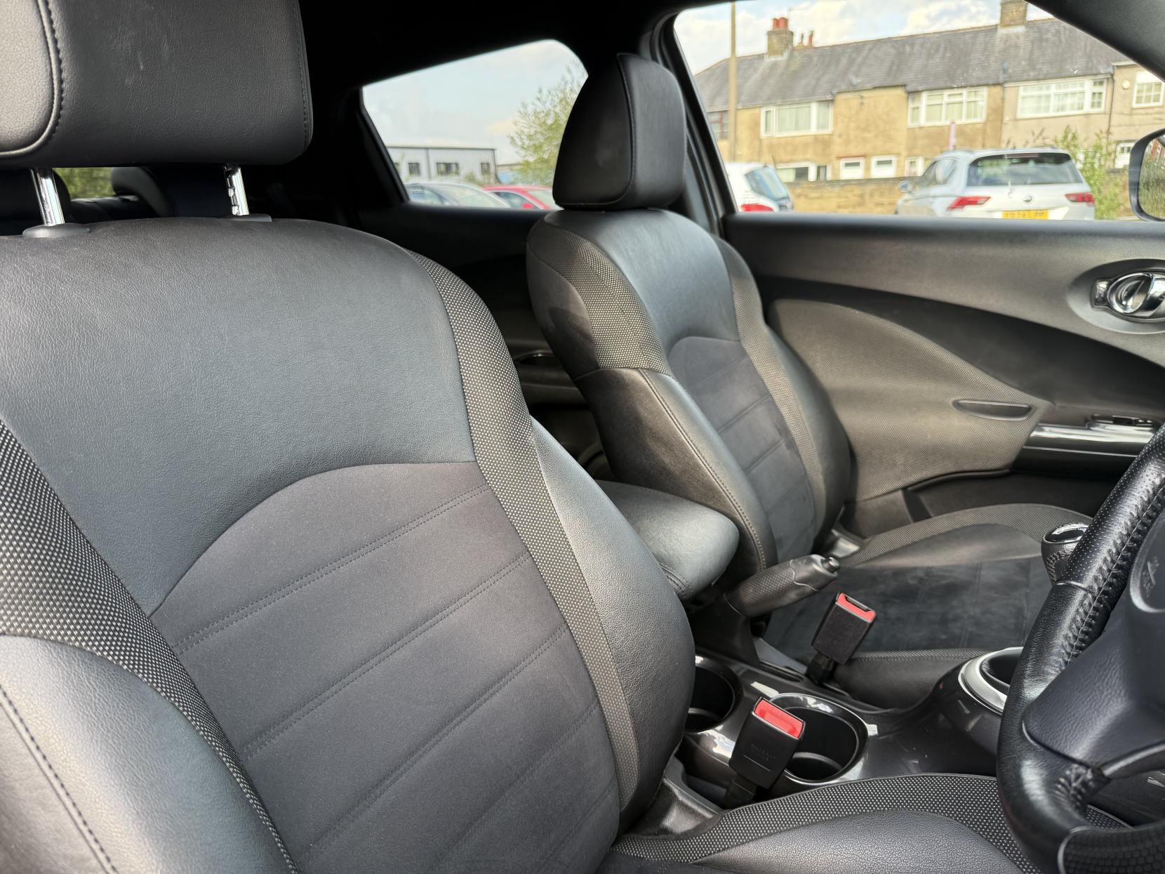 Nissan Juke 1.2 DIG-T N-Connecta SUV 5dr Petrol Manual Euro 6 (s/s) (115 ps)