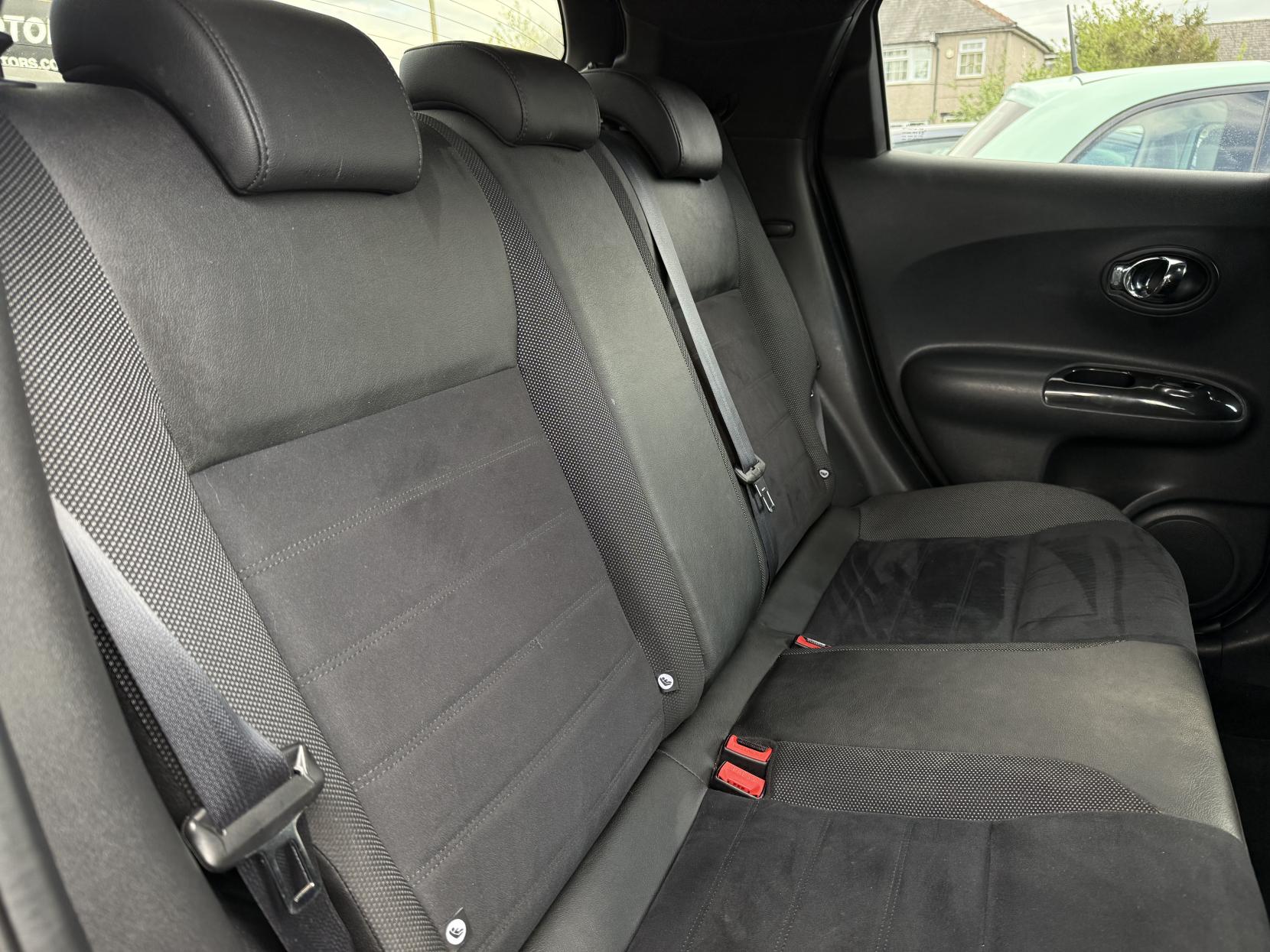 Nissan Juke 1.2 DIG-T N-Connecta SUV 5dr Petrol Manual Euro 6 (s/s) (115 ps)