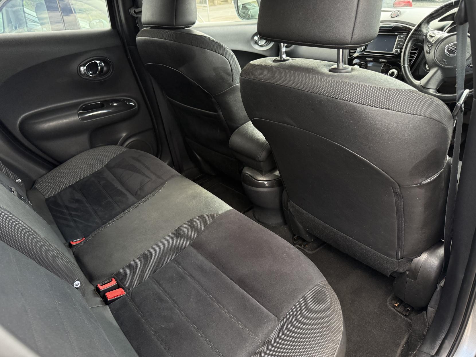 Nissan Juke 1.2 DIG-T N-Connecta SUV 5dr Petrol Manual Euro 6 (s/s) (115 ps)