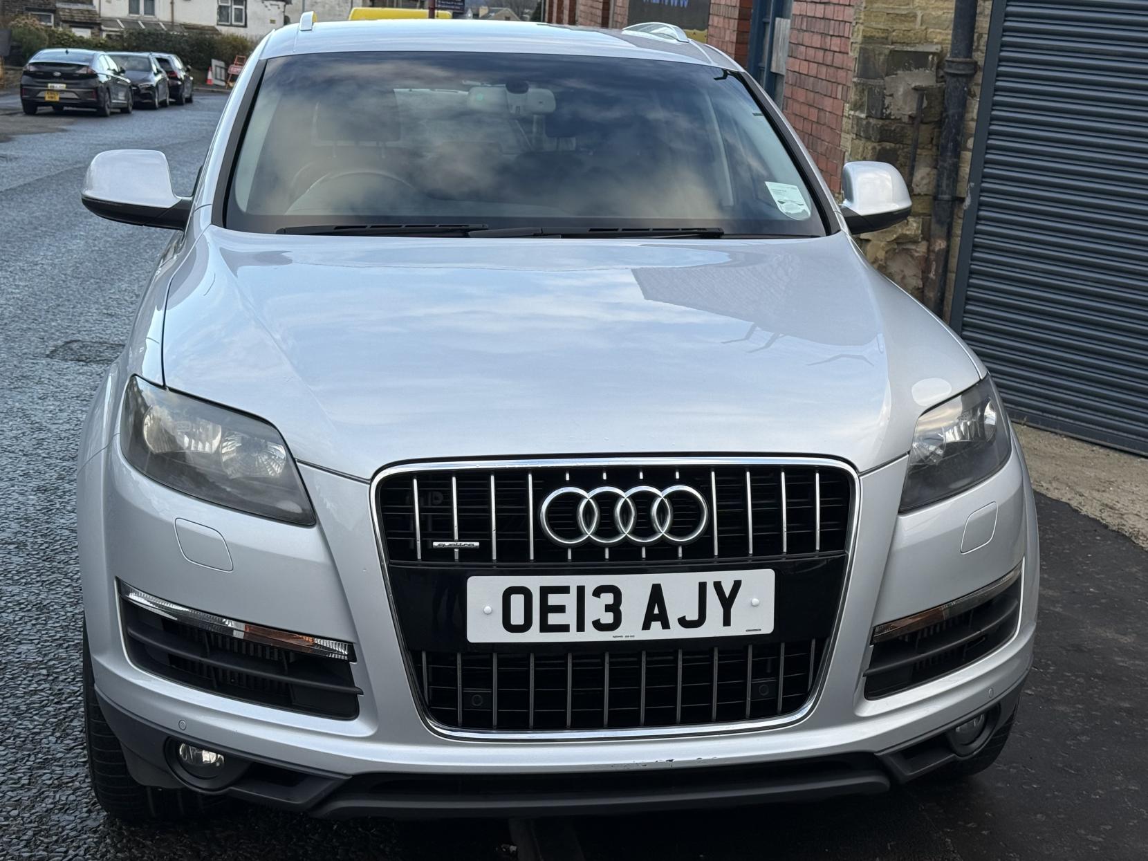 Audi Q7 3.0 TDI V6 SE SUV 5dr Diesel Tiptronic quattro Euro 5 (s/s) (204 ps)