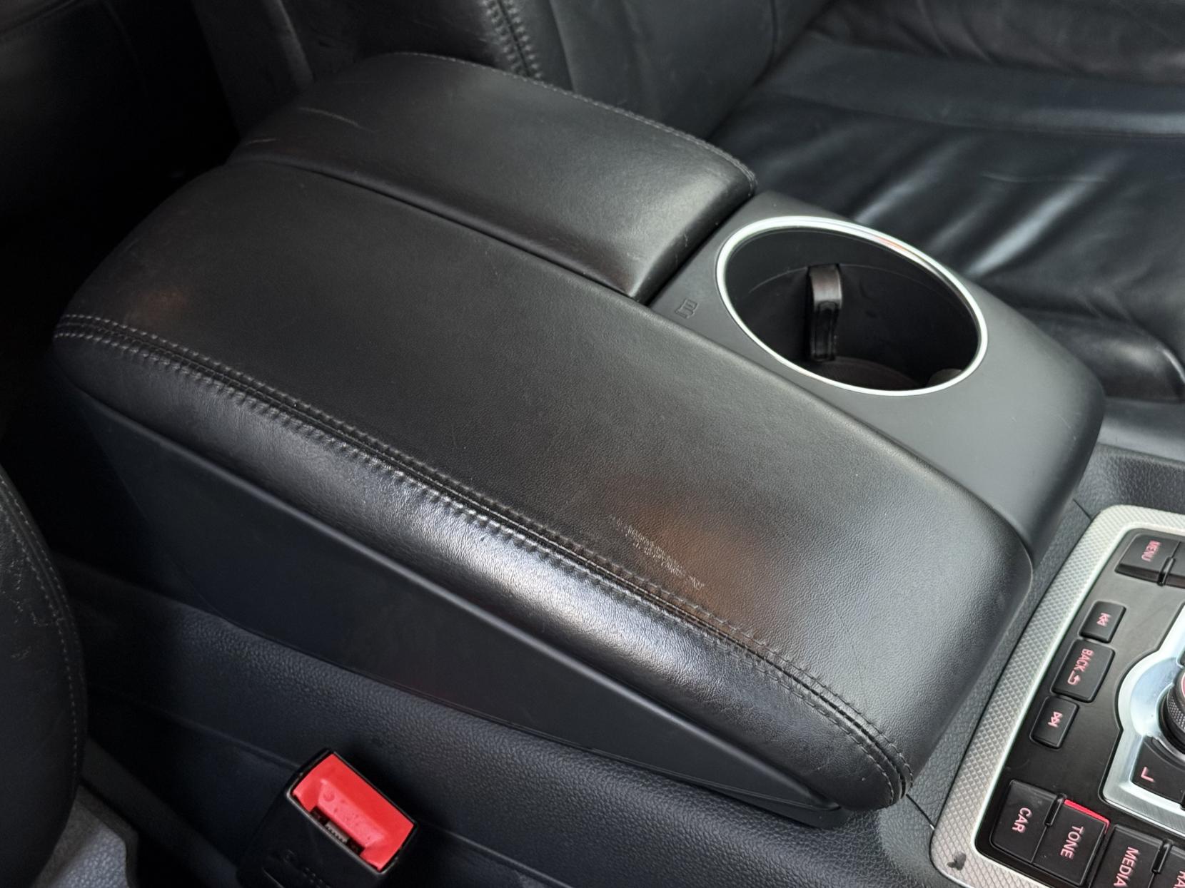 Audi Q7 3.0 TDI V6 SE SUV 5dr Diesel Tiptronic quattro Euro 5 (s/s) (204 ps)